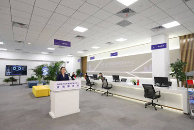 鏡觀·回響 | 從一個(gè)區(qū)，看長三角更高水平開放貿(mào)易咨詢服務(wù)